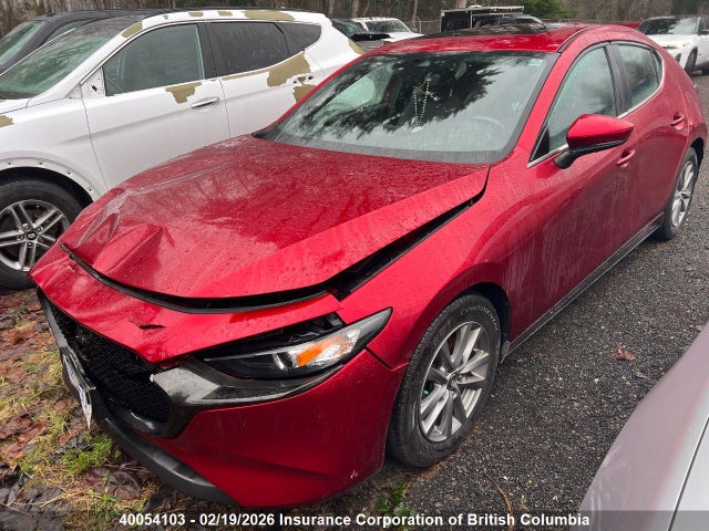 Mazda 3 Preferred Plus 2019 JM1BPBLM5K1143313 Image 2