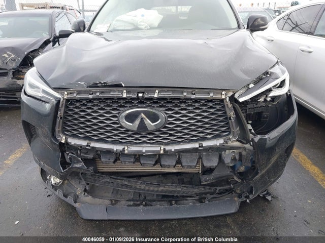 3PCAJ5M3XKF134327 Infiniti Qx50 Essential/pure