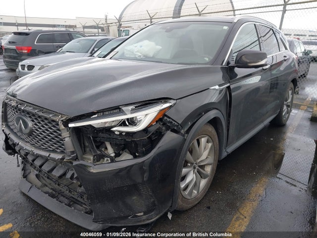 3PCAJ5M3XKF134327 Infiniti Qx50 Essential/pure