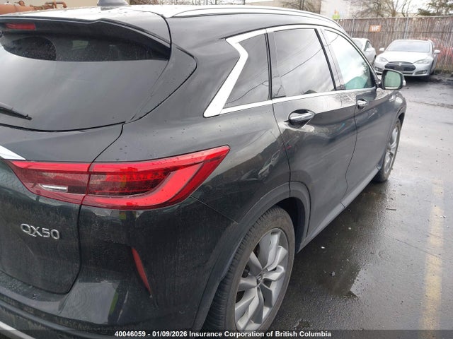 3PCAJ5M3XKF134327 Infiniti Qx50 Essential/pure