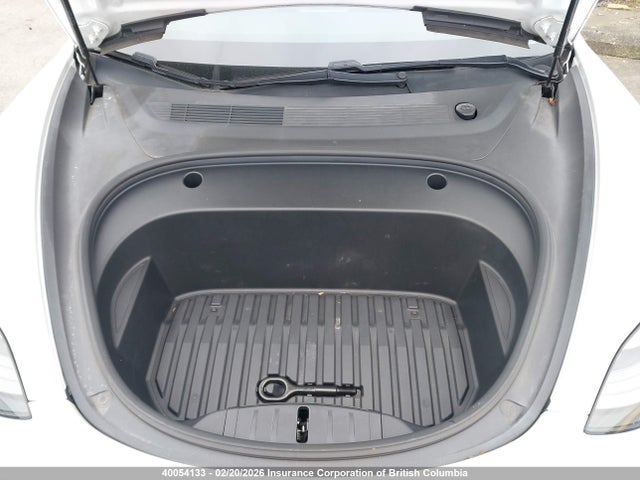 5YJ3E1EA9MF015982 Tesla MODEL 3