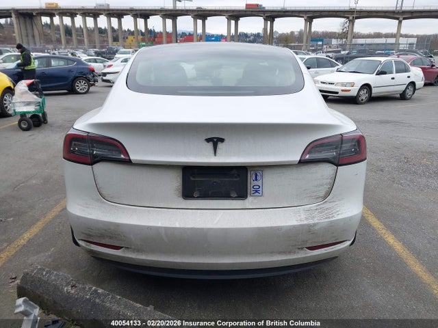 5YJ3E1EA9MF015982 Tesla MODEL 3