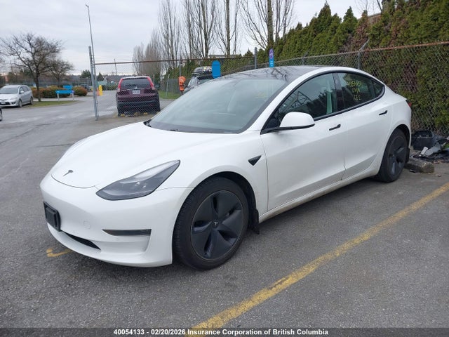 5YJ3E1EA9MF015982 Tesla MODEL 3