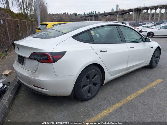 5YJ3E1EA9MF015982 Tesla MODEL 3