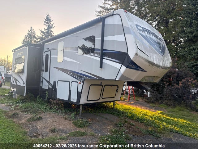 4YDF35727GR805079 Keystone Carbon 5th Wheel