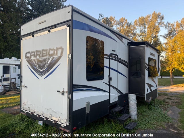 4YDF35727GR805079 Keystone Carbon 5th Wheel