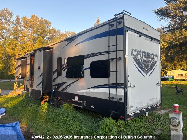 4YDF35727GR805079 Keystone Carbon 5th Wheel
