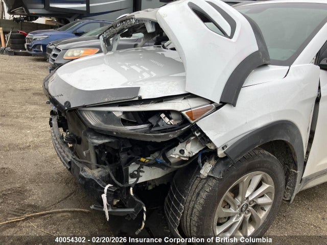 KM8J3CA46HU522775 Hyundai Tucson Limited/sport And Eco/se