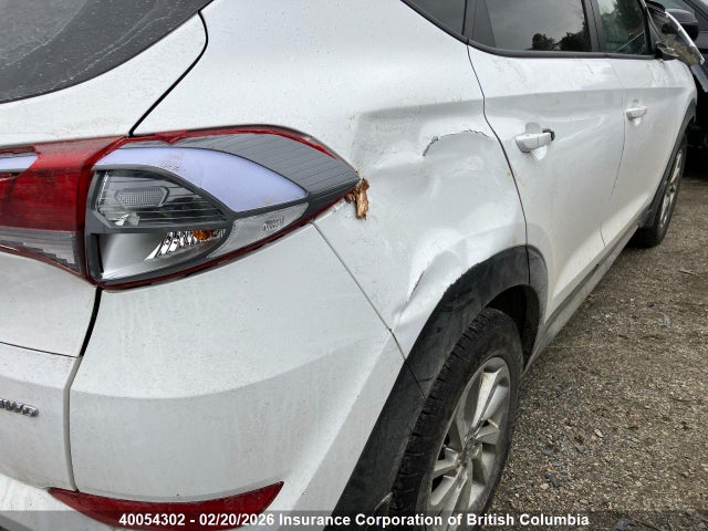 KM8J3CA46HU522775 Hyundai Tucson Limited/sport And Eco/se