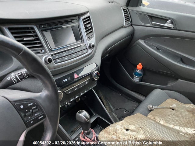 KM8J3CA46HU522775 Hyundai Tucson Limited/sport And Eco/se