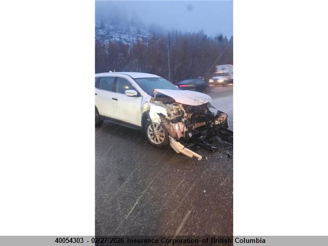 5N1AT2MV9JC825477 Nissan Rogue