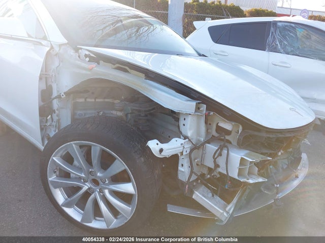 5YJ3E1EA3LF609465 Tesla MODEL 3