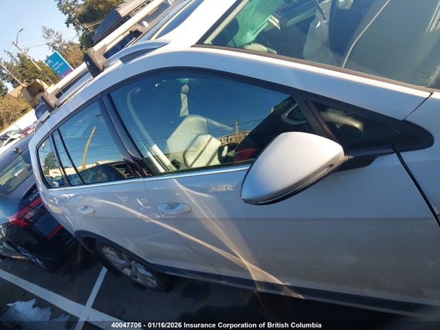 3VWM17AU1JM755162 Volkswagen Golf Alltrack S/se