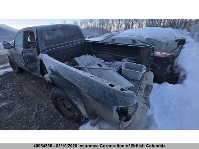 40054356 :رقم المزاد ، 5TBDT48144S435435 vin ، 2004 Toyota Tundra Limited V8 مزاد بيع