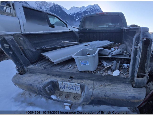 40054356 :رقم المزاد ، 5TBDT48144S435435 vin ، 2004 Toyota Tundra Limited V8 مزاد بيع
