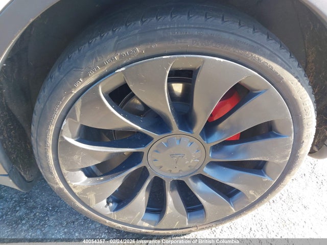7SAYGDEF4NF409486 Tesla Model Y