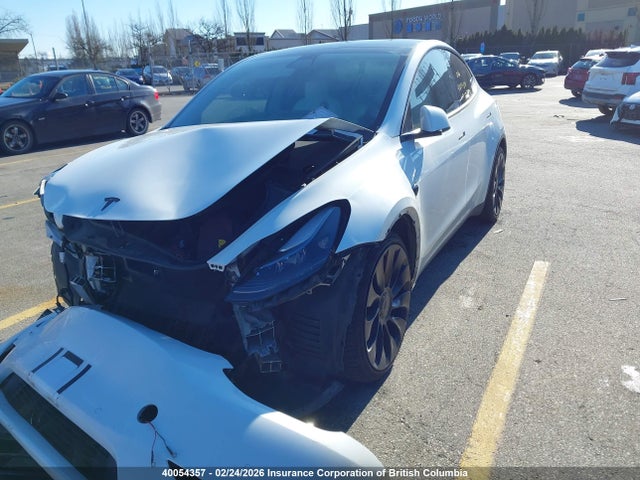 7SAYGDEF4NF409486 Tesla Model Y
