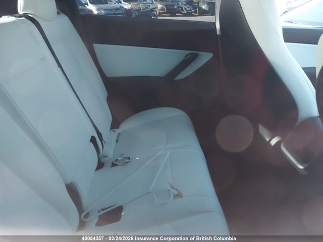 7SAYGDEF4NF409486 Tesla Model Y
