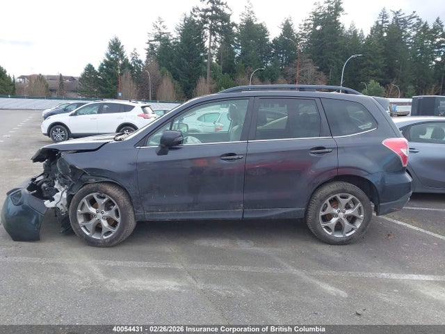 Subaru Forester 2.5i Touring 2015 JF2SJCTC2FH427916 Image 14
