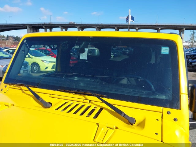 1C4BJWDG3FL583770 Jeep Wrangler Unlimited Sport