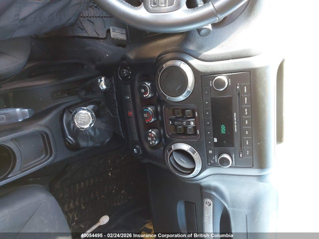 1C4BJWDG3FL583770 Jeep Wrangler Unlimited Sport
