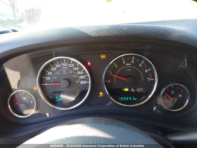 1C4BJWDG3FL583770 Jeep Wrangler Unlimited Sport