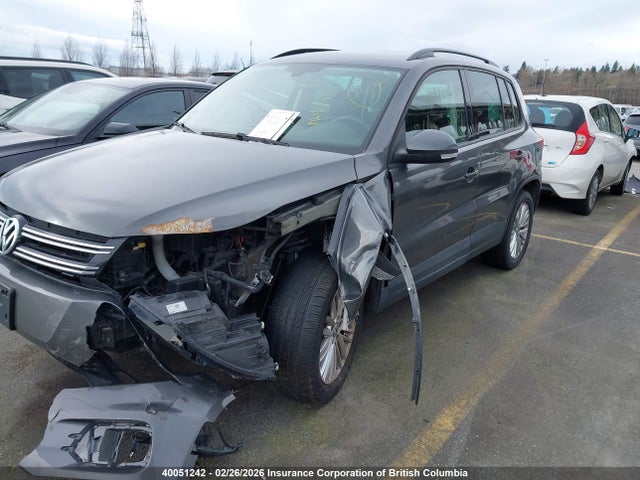 WVGJV7AX7FW588782 Volkswagen Tiguan S/se/sel/r-line