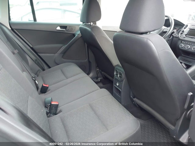 WVGJV7AX7FW588782 Volkswagen Tiguan S/se/sel/r-line