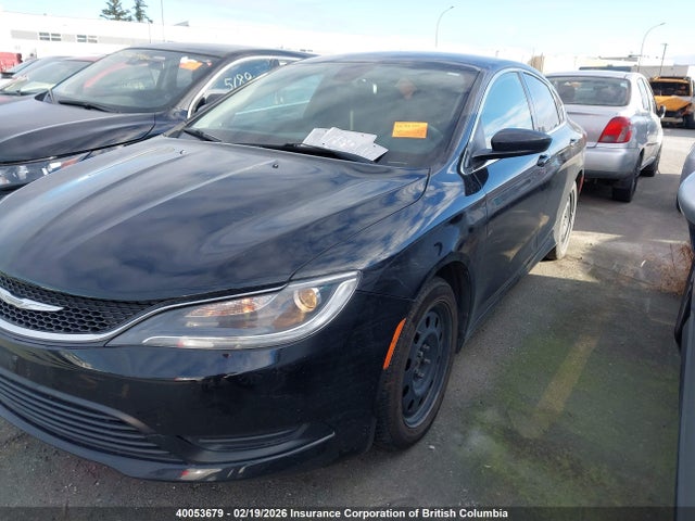 Chrysler 200 LX 2015 1C3CCCFBXFN729704 Image 2
