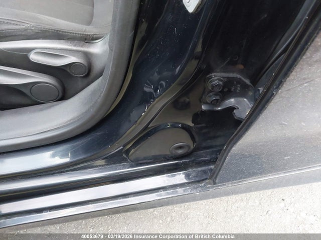 Chrysler 200 LX 2015 1C3CCCFBXFN729704 Image 9