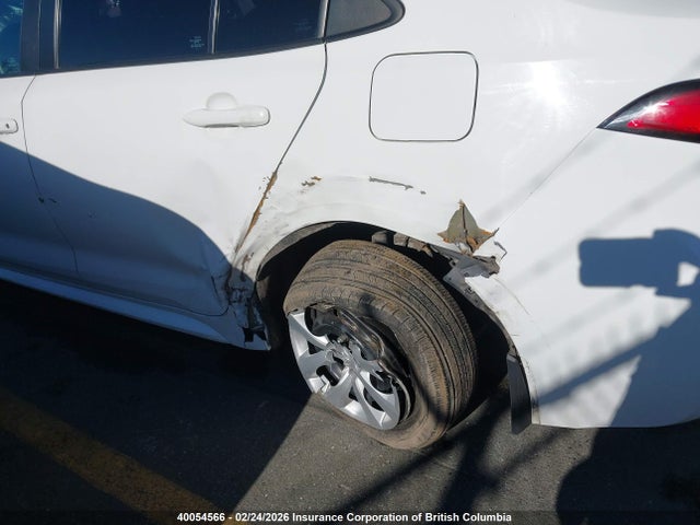5YFBPMBE9MP222813 Toyota COROLLA LE
