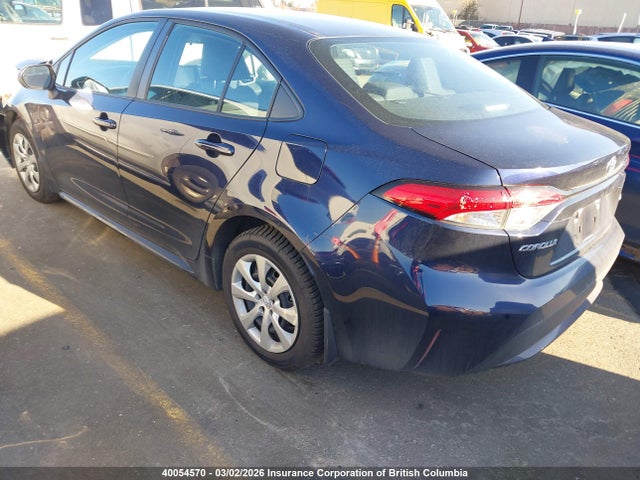 Toyota COROLLA LE 2021 5YFBPMBE8MP242969 Image 3