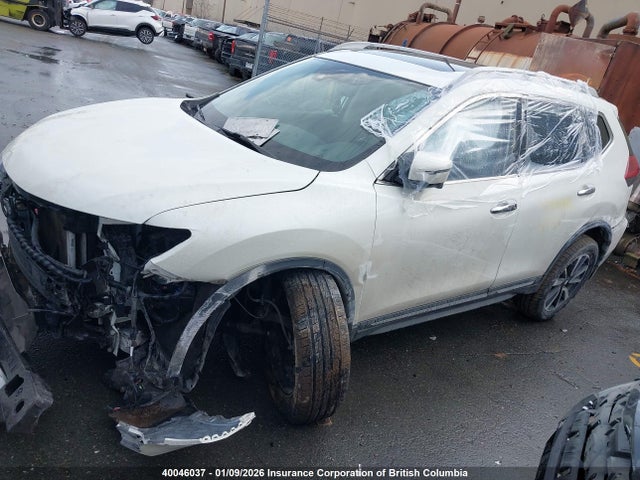 5N1AT2MV8JC705492 Nissan Rogue Sv/sl