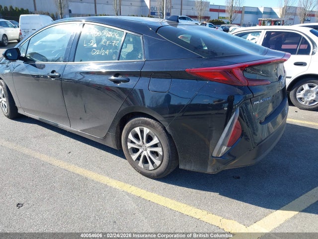 JTDKARFP5L3136075 Toyota Prius