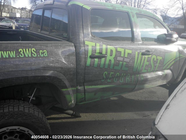 5TFCZ5AN5GX017940 Toyota Tacoma Trd Sport
