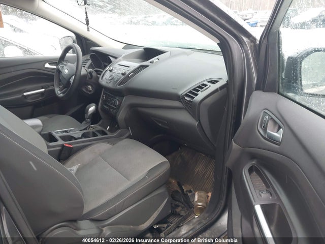 1FMCU9GD6JUD52777 Ford ESCAPE SE