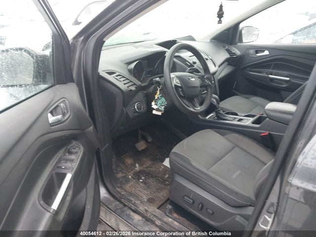 1FMCU9GD6JUD52777 Ford ESCAPE SE