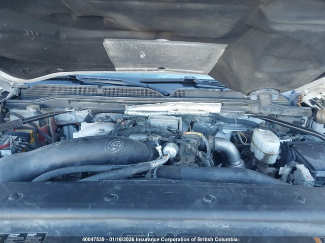 1GT12TEY2JF212993 GMC Sierra K2500 Slt
