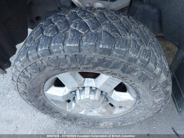 1GT12TEY2JF212993 GMC Sierra K2500 Slt