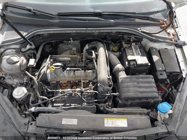 3VWG57AU2MM013875 Volkswagen Golf