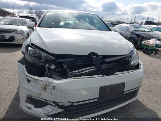 3VWG57AU2MM013875 Volkswagen Golf