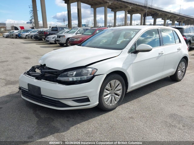 3VWG57AU2MM013875 Volkswagen Golf