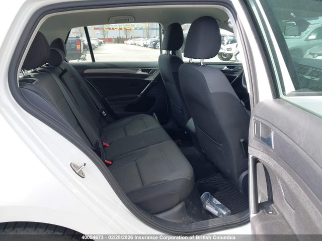 3VWG57AU2MM013875 Volkswagen Golf