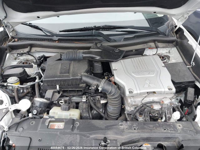 JA4J24A54JZ614590 Mitsubishi Outlander Se/gt