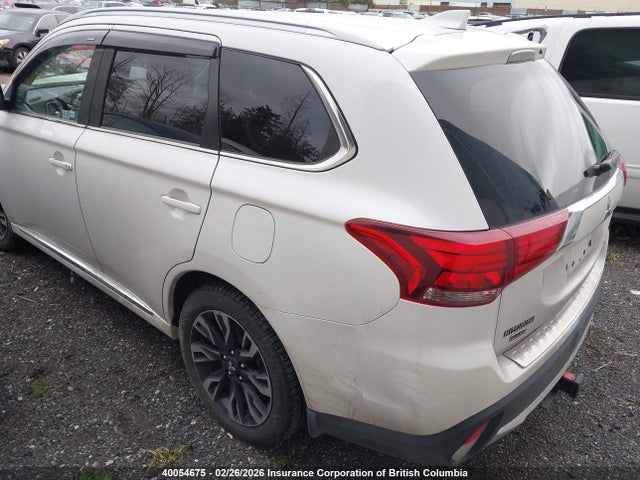 JA4J24A54JZ614590 Mitsubishi Outlander Se/gt