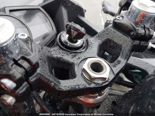 JKAEXKG10LDA75674 Kawasaki EX400