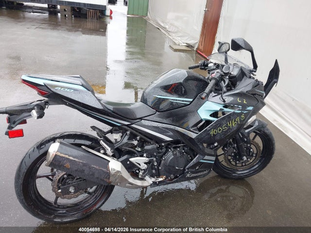JKAEXKG10LDA75674 Kawasaki EX400