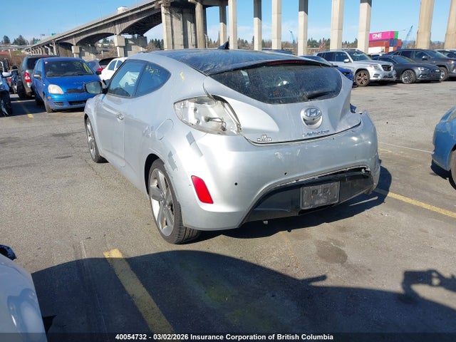 2013 Hyundai Veloster მანქანა იყიდება აუქციონზე, vin: KMHTC6AD2DU125200, აუქციონის ნომერი: 40054732
