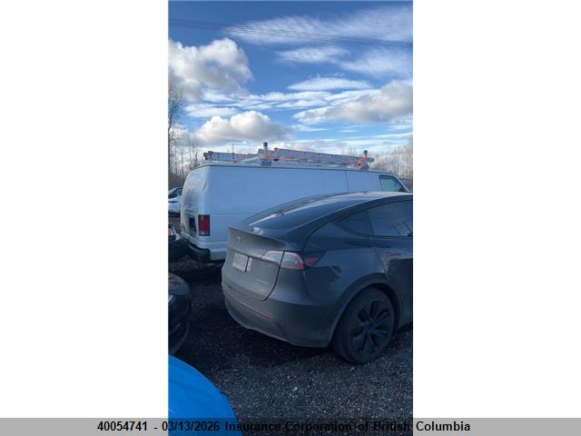 Продажа на аукционе авто 2025 Tesla Model Y, vin: 7SAYGDEEXSF294055, номер лота: 40054741