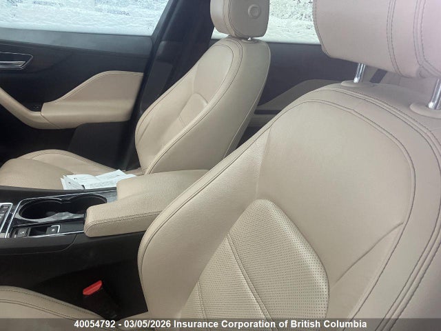 Jaguar F-pace Prestige 2017 SADCK2BV7HA098935 Image 7